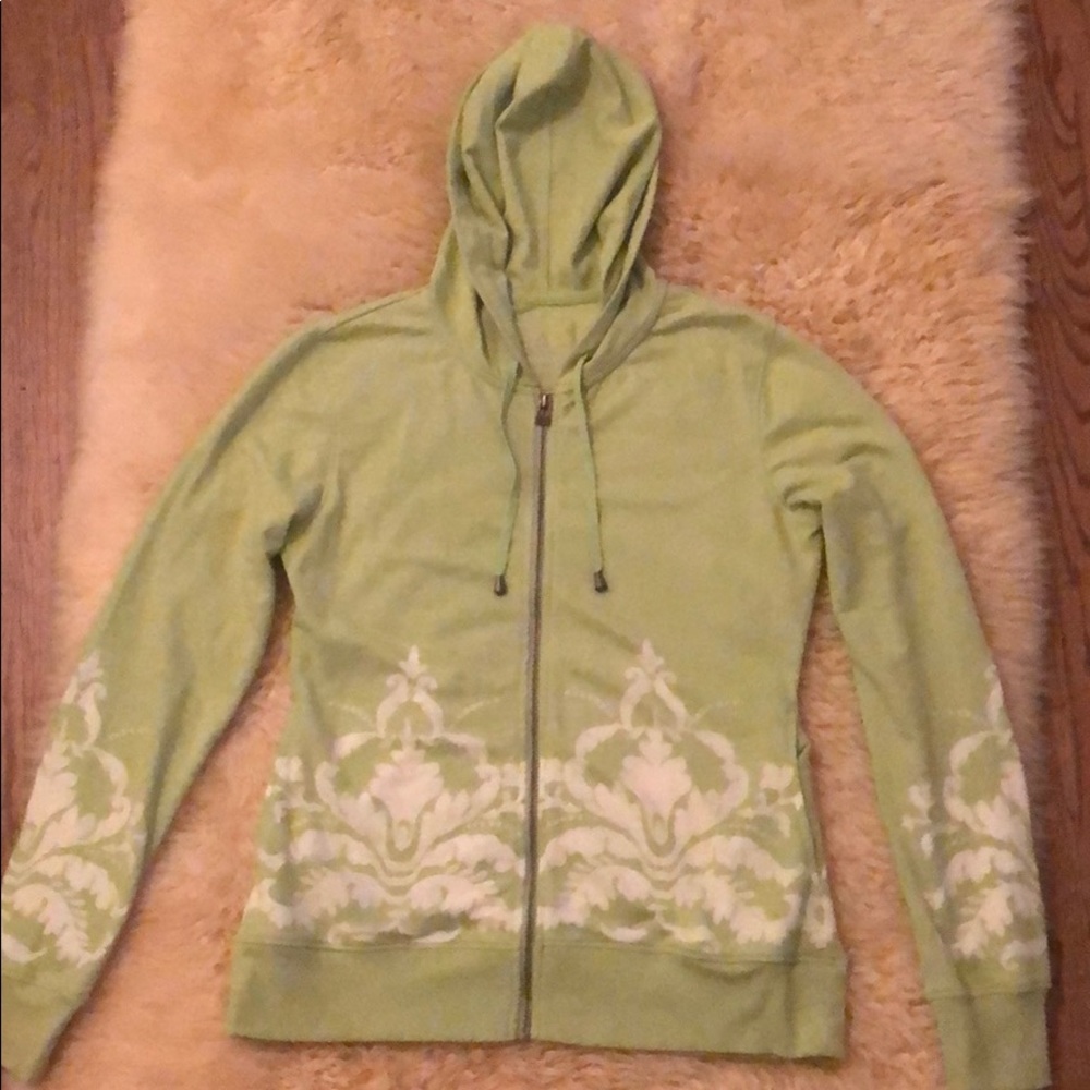 Ascend lightweight zip jacket with hood